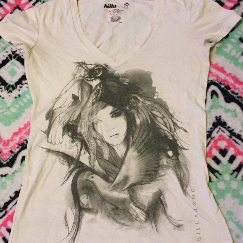 White T-shirt with owl design